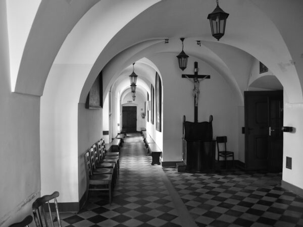 Klasztorny korytarz