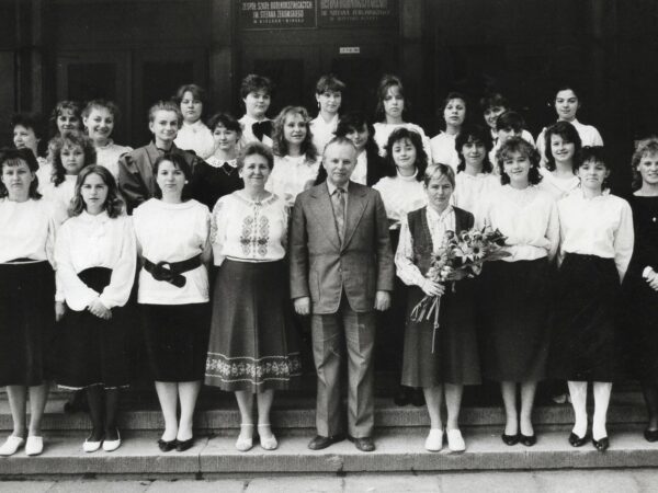 Maturzyści 1987 – LO im. Stefana Żeromskiego w Bielsku-Białej
