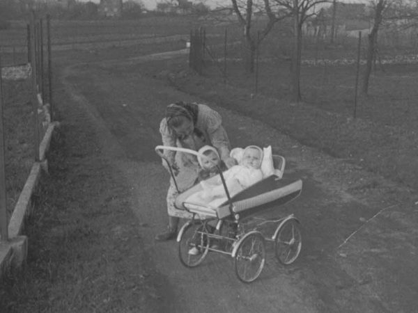 Dawniej i dziś – ul. Jutrzenki w Kozach